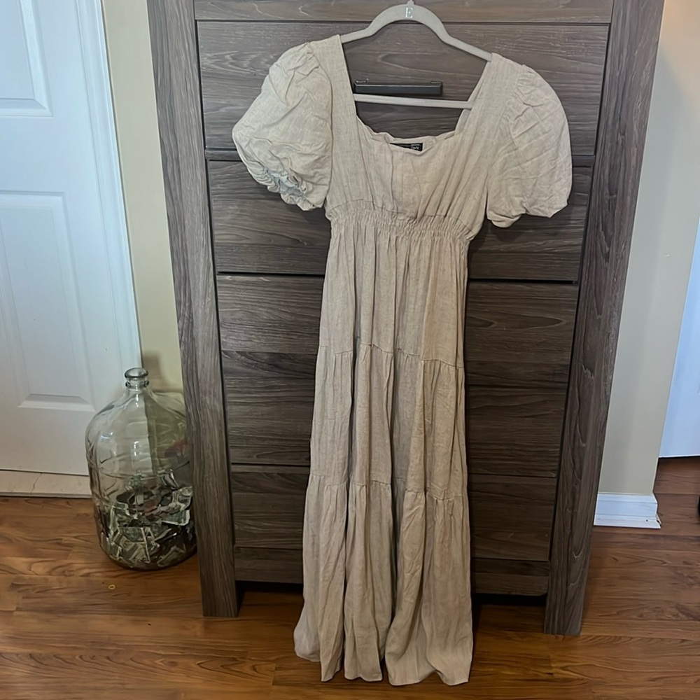 Cream Maxi Dress Size Large